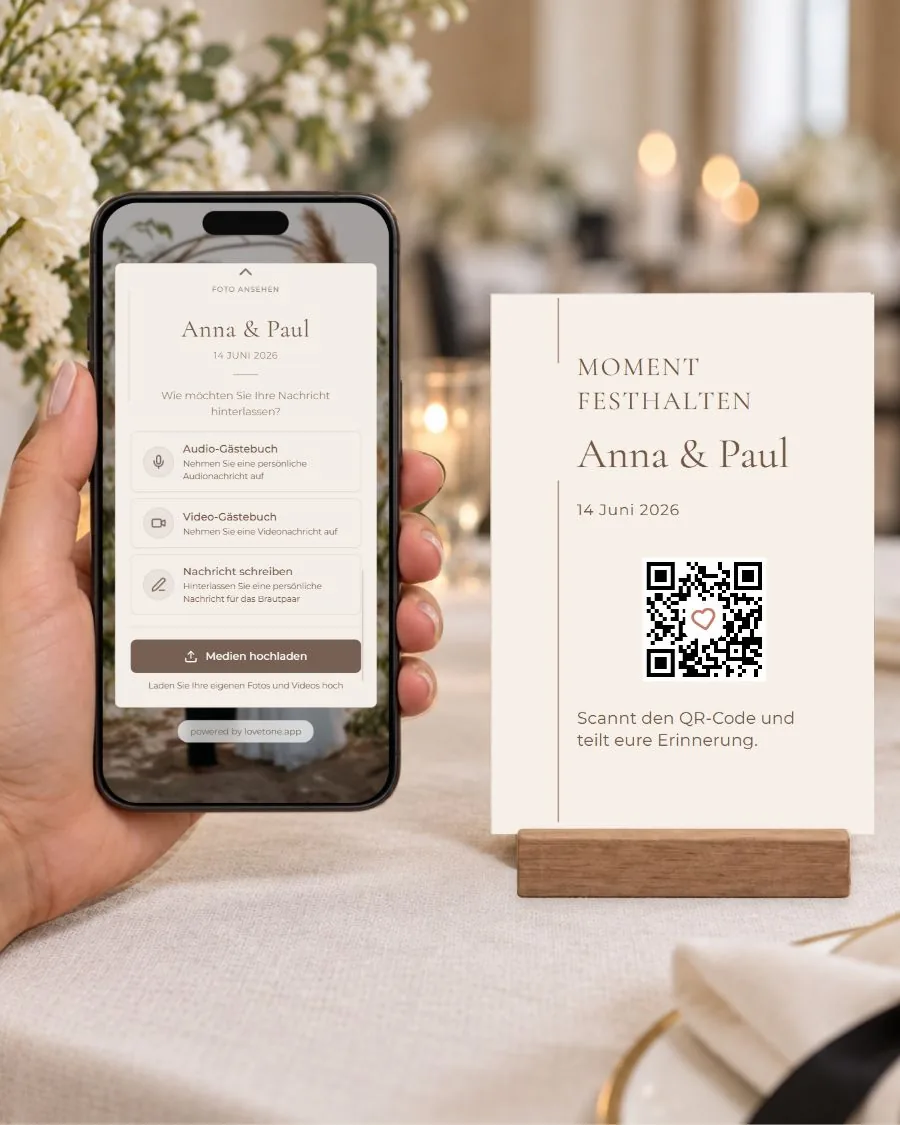 Editorial minimal: die Gästeseite auf dem Smartphone und die passende QR-Karte
